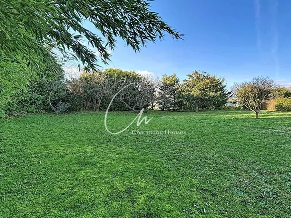 Vends terrain à bâtir 