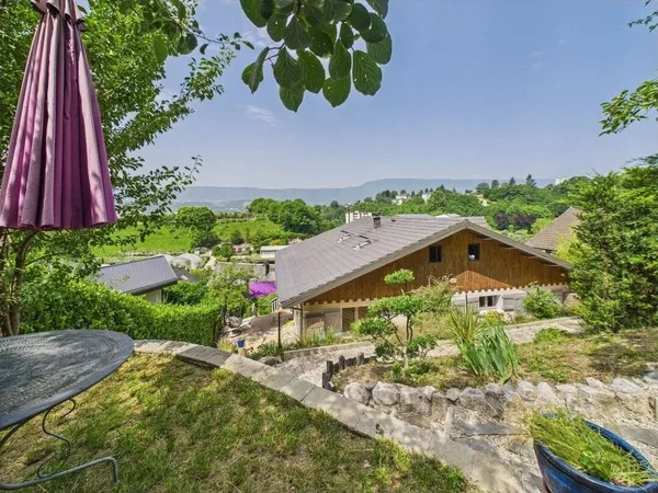Maison 6 pièces 165 m² 