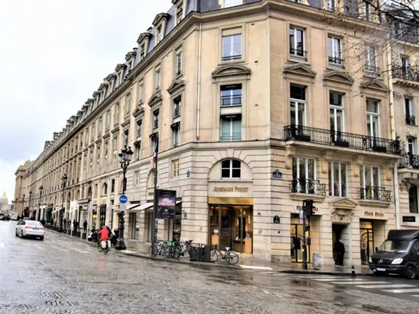 Bureaux 66 m² 