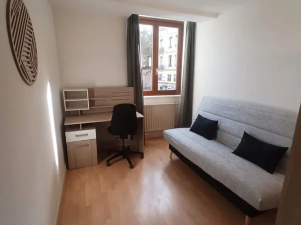 Appartement meublé et fraîchement rénové 