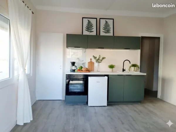 Appartements rénovés bord de mer 