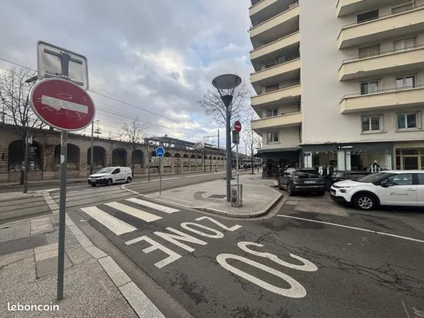 Local commercial 70 m² 