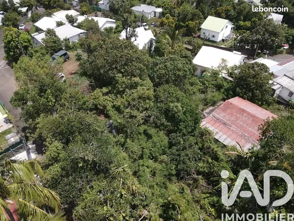 Terrain 1603 m² Saint-Denis 