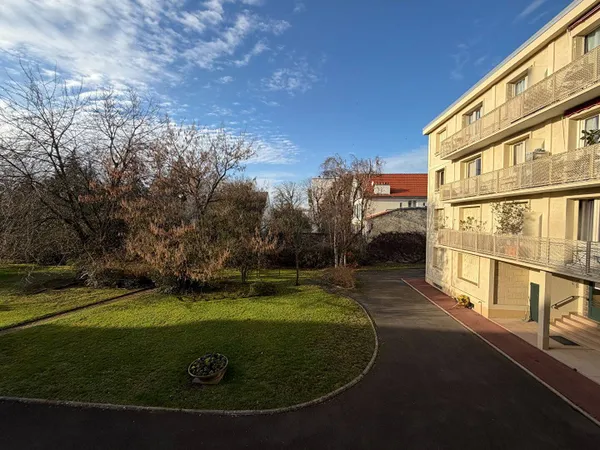 Appartement 4 pièces 80 m² 