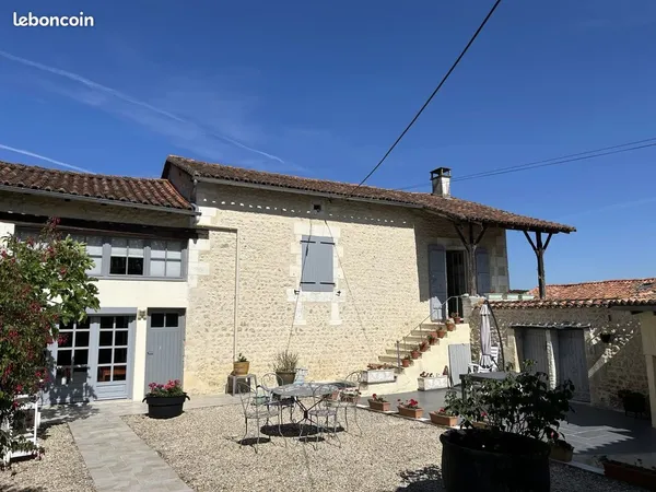 Propriété 6 pièces 146 m² 