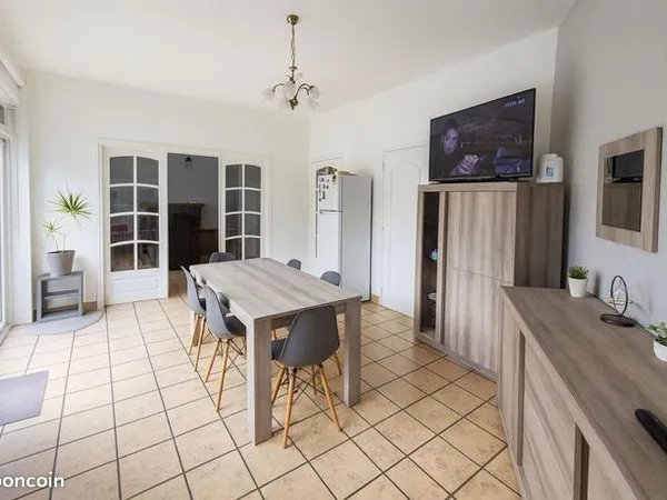Maison 6 pièces 138 m² 
