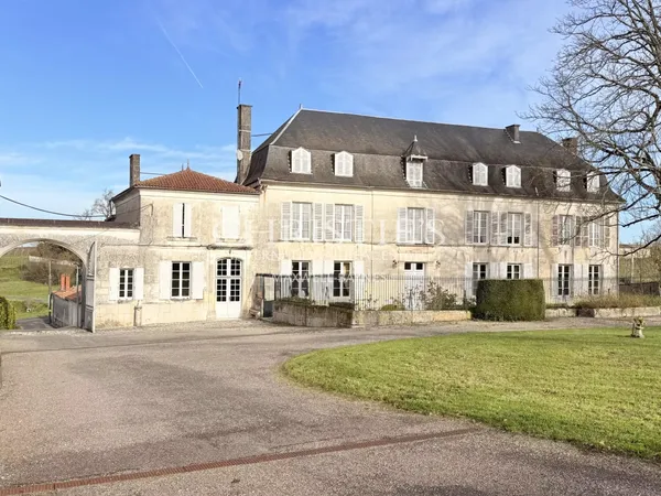 Maison de Maître d'exception au coeur du vignoble de Cognac 