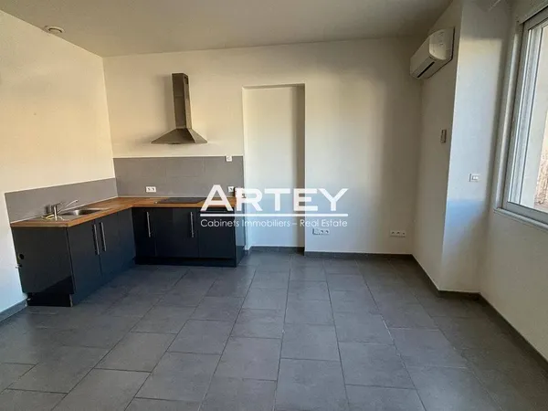Local 24 m² 