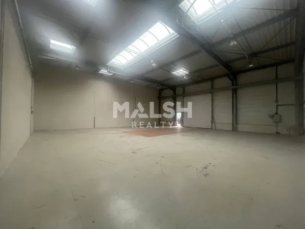 Local d'activité 490 m² 