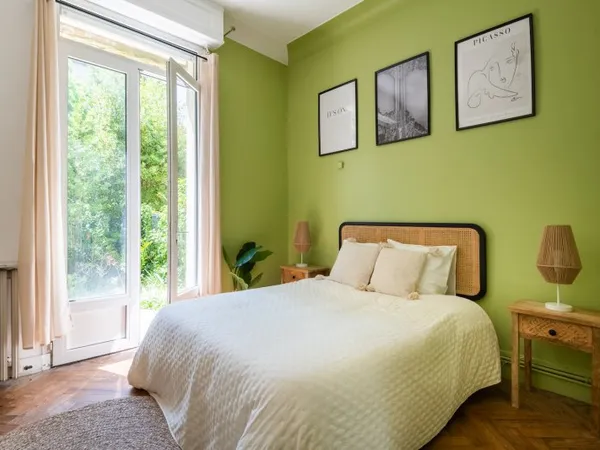 Chambre confortable et chaleureuse – 13m²