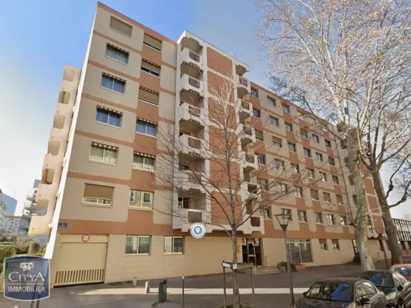 Parking - Garage Location Lyon 6e Arrondissement   115€