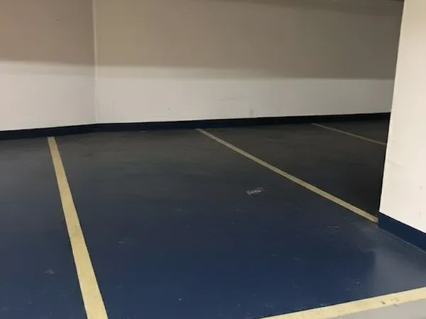 Parking 14 m² 