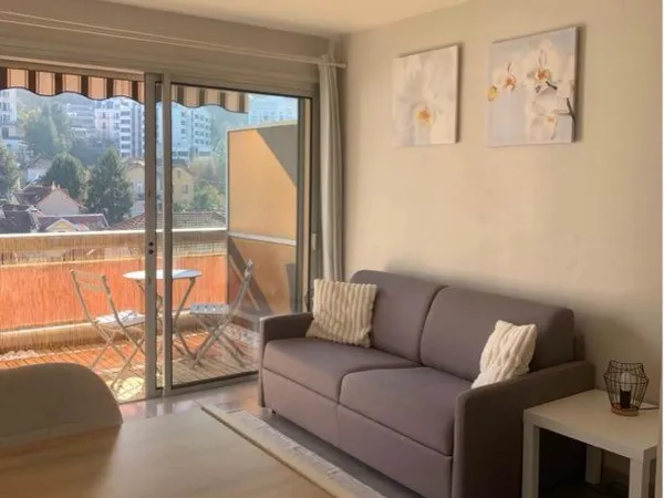 Studio meublé 23 m² avec balcon 