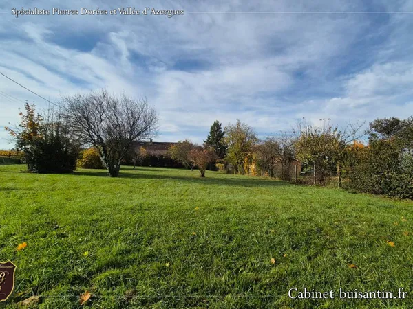 Terrain à bâtir de 756 m2 