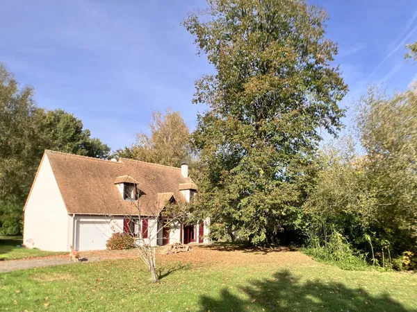 Maison 4 chambres et bureau à vendre à Bullion 