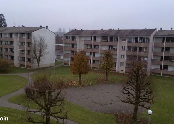 Appartement 4 pièces 77 m² 