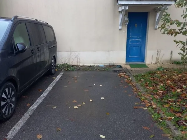 place de parking sécurisée Évry-Courcouronnes 