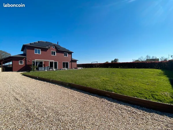 Maison 8 pièces 168 m² 