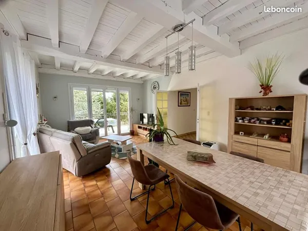 Maison 5 pièces 116 m² 