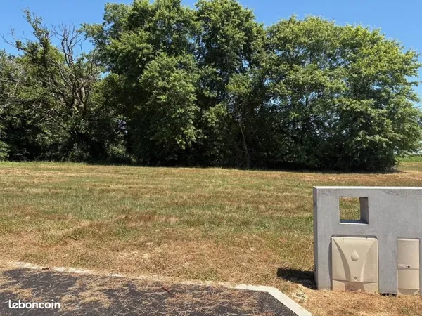 Terrain 640 m² Castandet 