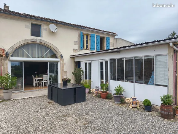 Maison 6 pièces 163 m² 