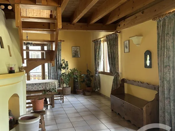 Maison 9 pièces 240 m² 