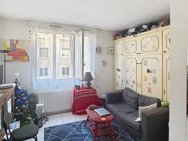 Studio 1 pièce 19 m² 