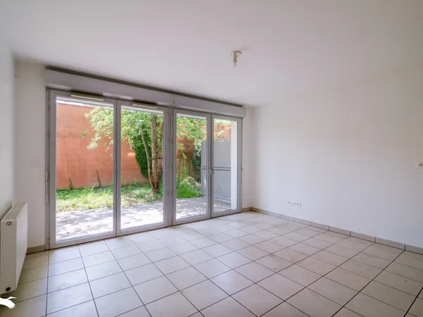 Appartement 3 pièces 5 m² 