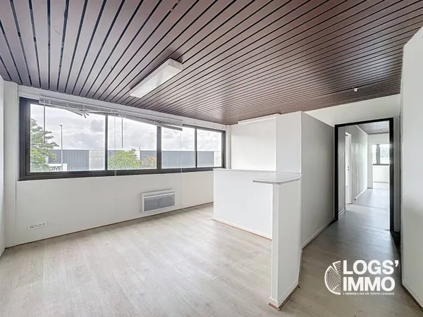 Bureau 90 m² 