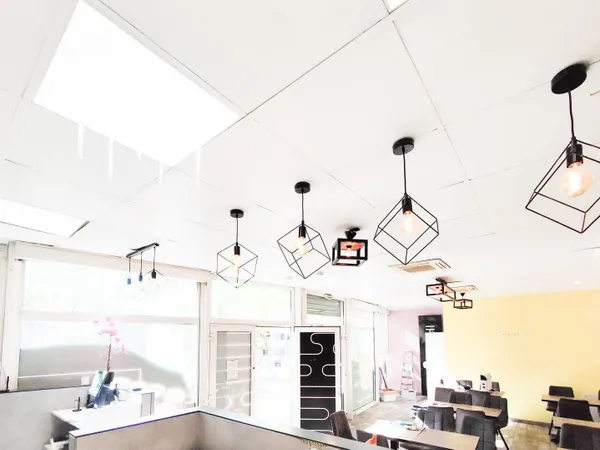 Local commercial 64 m² 