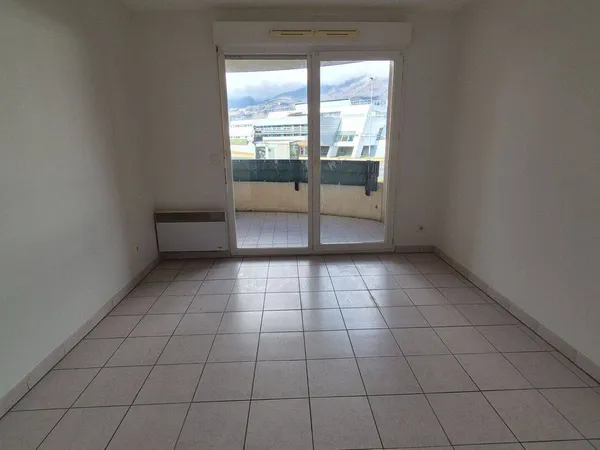 Studio 1 pièce 21 m² 