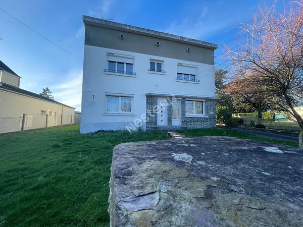 Maison de 7 pièces à Porcaro (56380) 