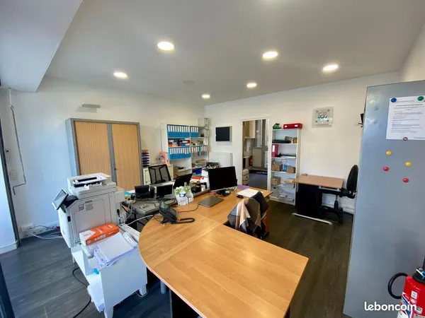 Local commercial 35 m² Paris 