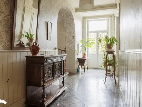 Maison 7 pièces 245 m² 