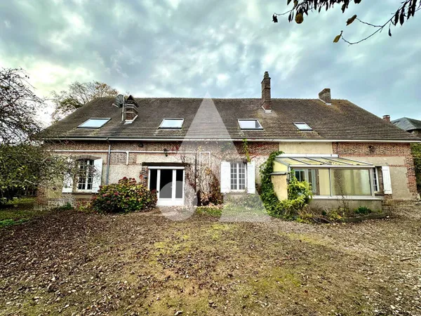 Maison 11 pièces 300 m² 