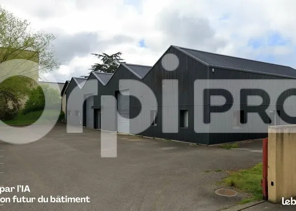 Local d'activité 1027 m² 