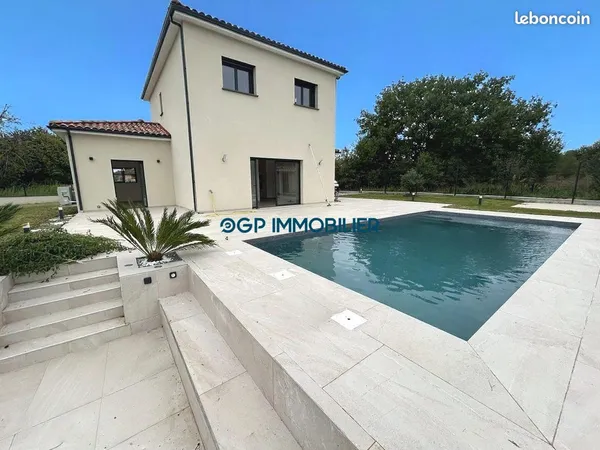 Villa 6 pièces 143 m² 