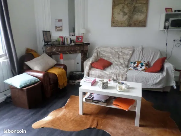 Studio 1 pièce 20 m² 