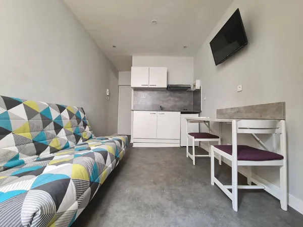 Appartement 1 pièce 16 m² 