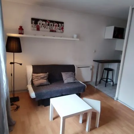 Studio meublé 