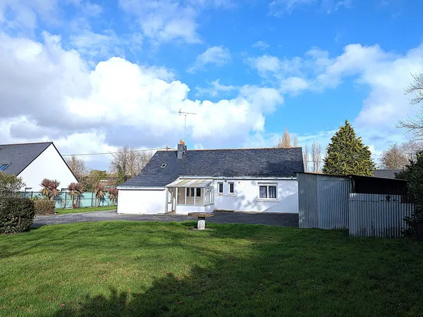 Maison plain-pied de 109 m2 + garage/atelier de 63 m2 