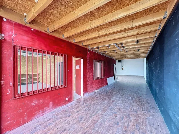 Local d'activité 340 m² 