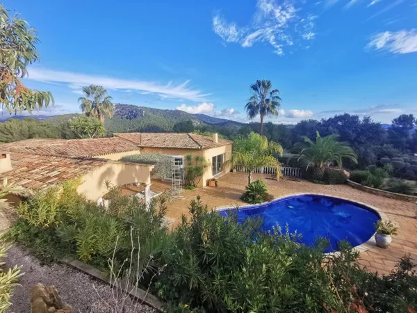 Villa 7 pièces 183 m² 