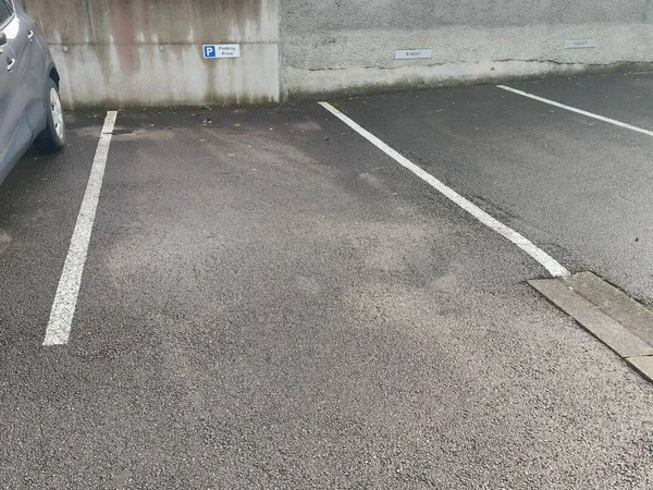 Parking 12 m² 