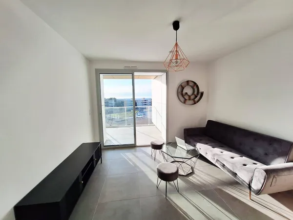 Location T2 avec vue mer dans résidence neuve avec piscine 