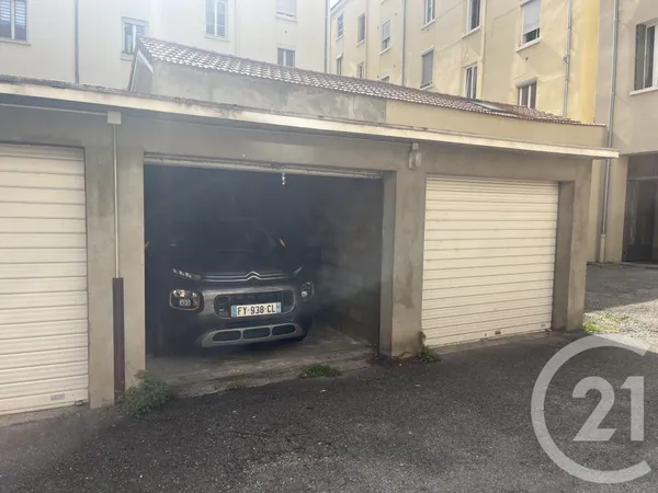 Parking 14 m² 