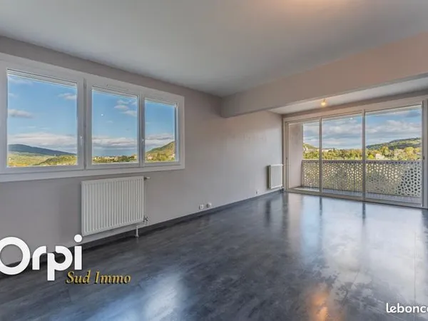 Appartement 3 pièces 77 m² 