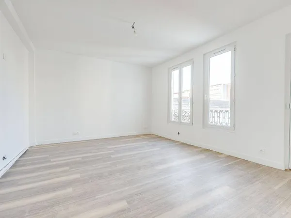 Studio 1 pièce 20 m² 