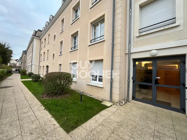 Belle résidence, sécuriséé à 10 mn du centre ville 