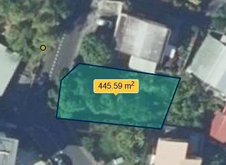 Terrain 448 m² 